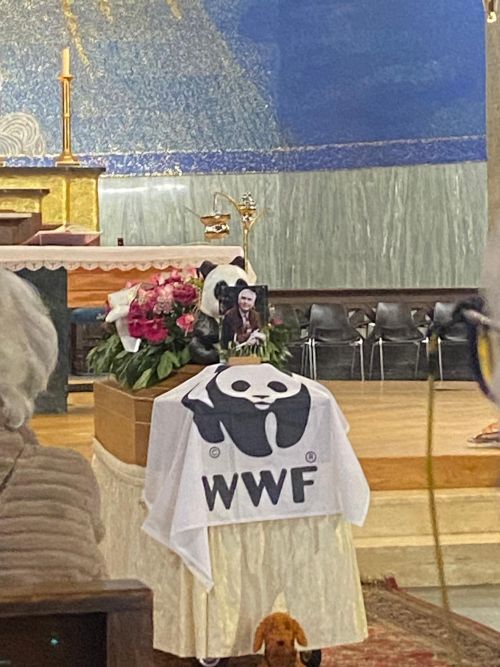 Addio a Fulco Pratesi, fondatore del WWF. “Il pipistrello è bello”