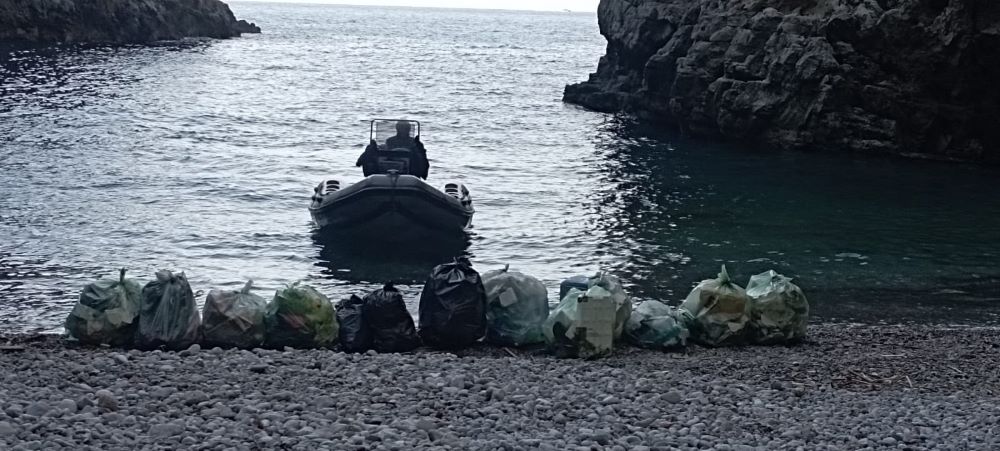 Ripulito il Fiordo di Crapolla