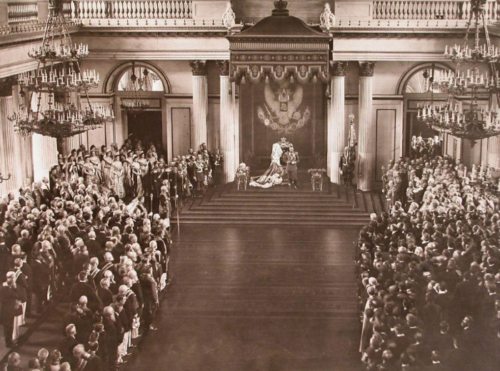 La fase costituzionale (01-07/1906)