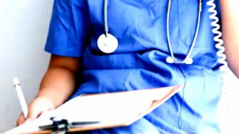 Disarmati: sulla difesa o sulla sanità?
