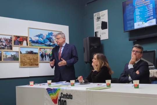 Terra dei Fuochi, il confronto a Casal di Principe