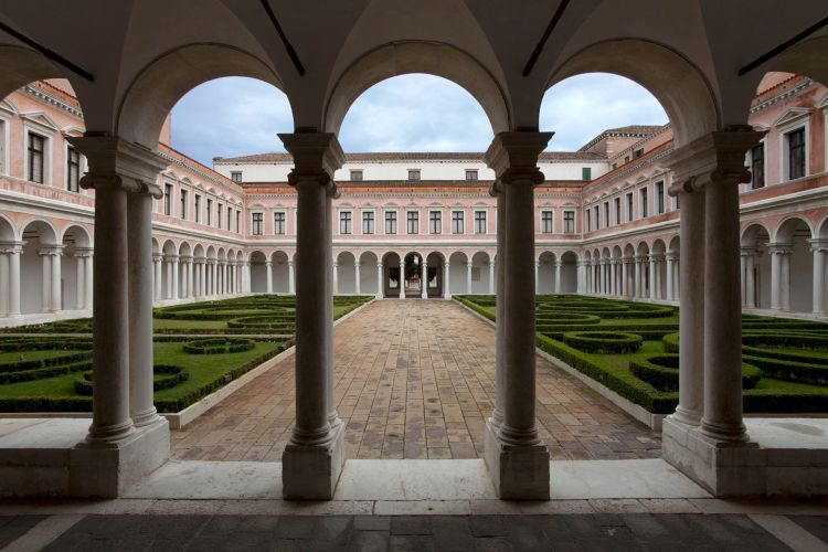 “L’intelligenza dei libri”, a Venezia