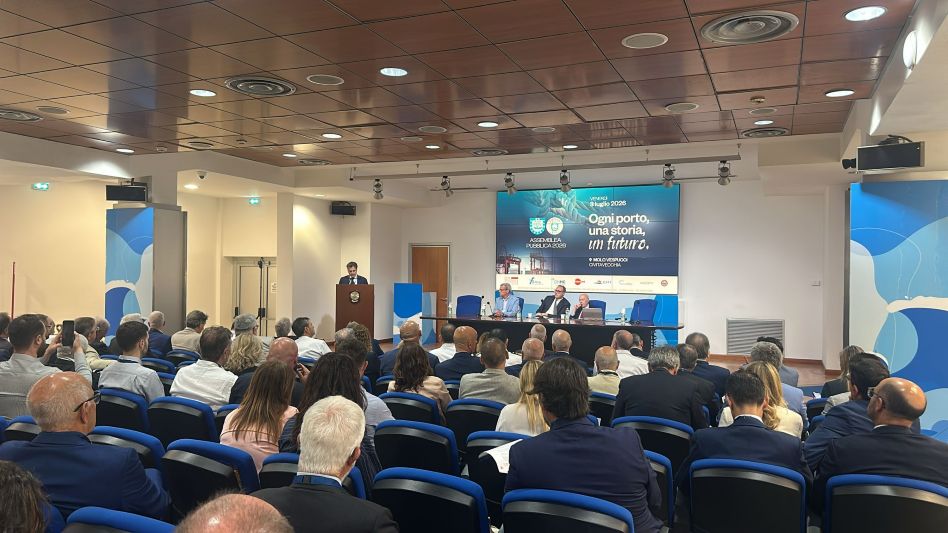 Federagenti: riprogettare i porti